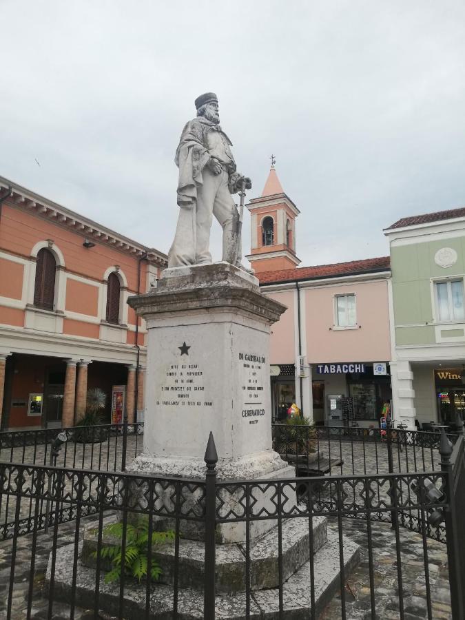 Hotel K2 Cervia 3 Stelle Sup Exterior foto