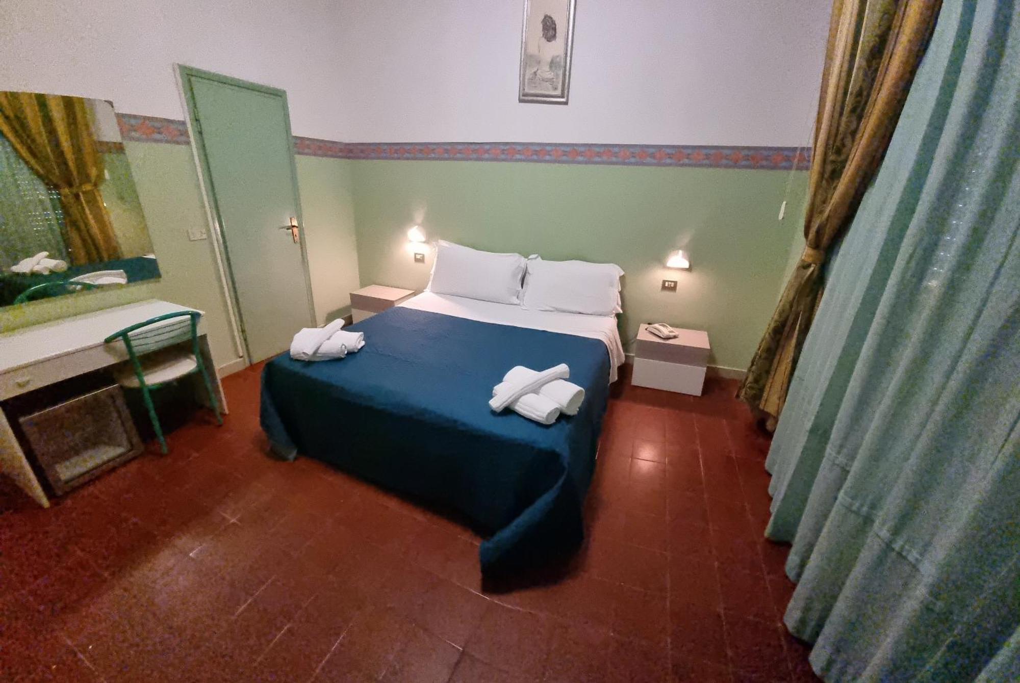 Hotel K2 Cervia 3 Stelle Sup Exterior foto